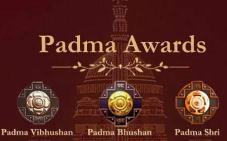 രാഷ്ട്രപതി ഭവനില്‍ നടന്ന ചടങ്ങില്‍ പത്മ പുരസ്‌കാരങ്ങള്‍ വിതരണം ചെയ്തു