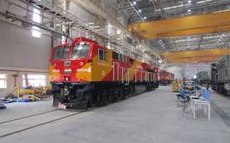 മർഹൗറയിലെ ഡീസൽ ലോക്കോമോട്ടീവ് ഫാക്ടറി ഇന്ത്യൻ റെയിൽവേയും വാബ്‌ടെക് കോർപ്പറേഷനും ചേർന്ന സംയുക്ത സംരംഭമാണ്