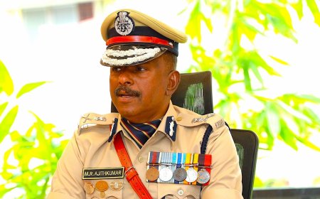 ശബരിമലയിലേക്ക് ട്രാക്ടറിൽ യാത്ര ചെയ്തതിന് ഐപിഎസ് ഉദ്യോഗസ്ഥനെ കേരള ഹൈക്കോടതി വിമർശിച്ചു
