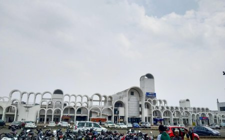 ഹബീബ്ഗഞ്ച് റെയിൽവേ സ്റ്റേഷനിലെ സൗകര്യങ്ങൾ വിമാനത്താവളത്തിന് സമാനമായ അനുഭവം നൽകുന്നു