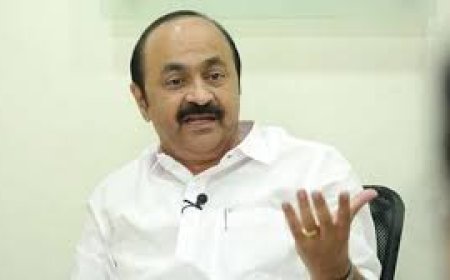 വരാനിരിക്കുന്ന തെരഞ്ഞെടുപ്പിൽ യുഡിഎഫ് വൻ ഭൂരിപക്ഷം നേടിയില്ലെങ്കിൽ രാഷ്ട്രീയം വിടുമെന്ന് വി ഡി സതീശൻ