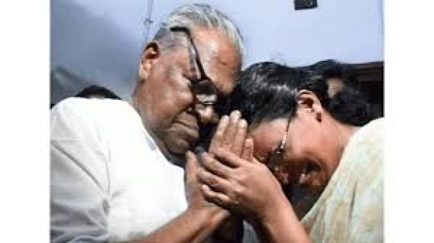 ദുരിതത്തിലായ സ്ത്രീകൾക്കൊപ്പം: വി.എസ് എന്ന മനുഷ്യ സ്‌നേഹി