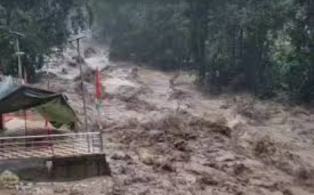 ജമ്മു കശ്മീരിലെ ദോഡയിൽ മേഘവിസ്ഫോടനത്തെ തുടർന്ന് നാല് പേർ മരിച്ചു