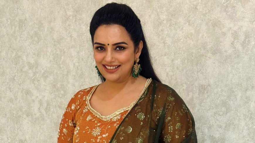 താരസംഘടന അമ്മ തിരഞ്ഞെടുപ്പിൽ  ദേവനെ പിന്തള്ളി നടി ശ്വേതാ മേനോൻ പ്രസിഡന്റ് സ്ഥാനം വിജയിച്ചു