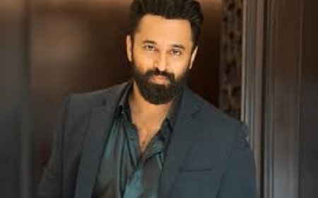 മുൻ മാനേജരെ മർദ്ദിച്ച കേസിൽ നടൻ ഉണ്ണി മുകുന്ദന് കോടതി സമൻസ്