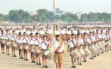 ആർ‌എസ്‌എസ് ക്യാമ്പുകളിൽ അനുഭവിക്കുന്ന ലൈംഗിക പീഡനം തന്നെ മാനസികമായി തളർത്തിയെന്ന് ആരോപിച്ചു ഒരാൾ ആത്മഹത്യ ചെയ്തു