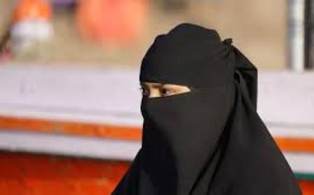ഹിജാബ് ധരിച്ചതിനെച്ചൊല്ലിയുള്ള തർക്കത്തിനിടെ സെന്റ് റീത്താസ് പബ്ലിക് സ്കൂളിലെ പ്രിൻസിപ്പൽ സിസ്റ്റർ ഹെലീന ആൽബി രണ്ട് ദിവസത്തെ അവധി പ്രഖ്യാപിച്ചു
