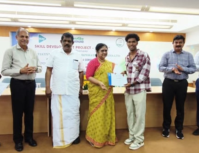 നൈപുണ്യ വികസന പദ്ധതിയായ  പ്രോജക്ട് ‘തിര’ യുടെ സർട്ടിഫിക്കറ്റ് വിതരണം തിരുവനന്തപുരത്ത് വെച്ച് നിർവ്വഹിച്ചു