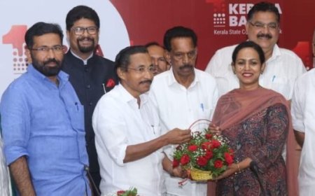 സിപിഎം സംസ്ഥാന സെക്രട്ടറിയേറ്റ് അംഗം പി.മോഹനനെ കേരള ബാങ്ക് പ്രസിഡൻ്റായി തെരഞ്ഞെടുത്തു