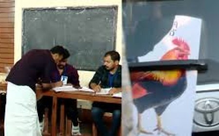 വോട്ട് ചെയ്യാനെത്തി രാഹുൽ മാങ്കൂട്ടത്തിൽ എംഎൽഎ