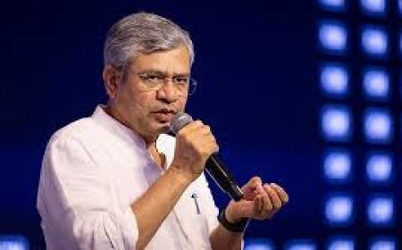 ആപ്പിൾ ഇൻകോർപ്പറേറ്റഡ് 2025 ൽ ഇന്ത്യയിൽ നിന്ന് 50 ബില്യൺ യുഎസ് ഡോളർ മൂല്യമുള്ള ഐഫോണുകൾ കയറ്റുമതി ചെയ്തു