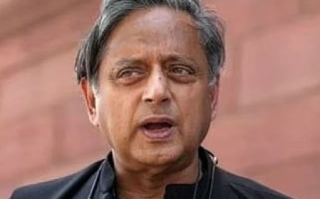 "പറയാനുള്ളത് നേതൃത്വത്തോട് പറയും " ദുബായിലെ ചർച്ച മാധ്യമസൃഷ്ടിയെന്ന് ശശി തരൂർ .