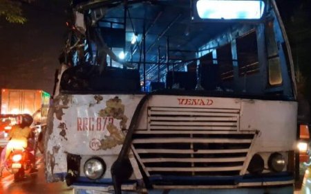 തിരുവല്ലയിൽ കെ.എസ്.ആർ.ടി.സി ബസ്സും പിക്കപ്പ് വാനും കൂട്ടിയിടിച്ചു. ഒമ്പത് പേർക്ക് പരിക്ക് - സ്വന്തം ലേഖകൻ