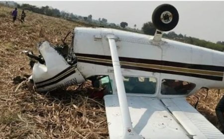 കർണ്ണാടകയിൽ സ്വകാര്യ വിമാനം തകർന്നുവീണു: പൈലറ്റ് ഉൾപ്പെടെയുള്ളവർ അത്ഭുതകരമായി രക്ഷപ്പെട്ടു