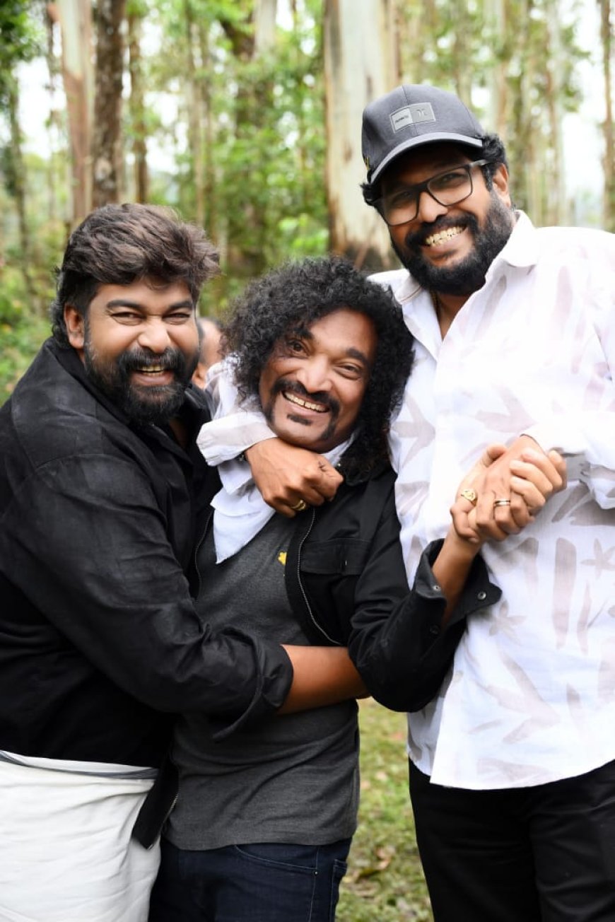 ഷാജി കൈലാസ് ഒരുക്കുന്ന പുതിയ ചിത്രമാണ് വരവ്
