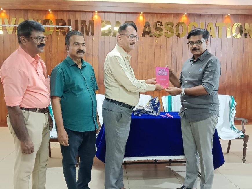 വായനകാലങ്ങൾ താണ്ടുന്ന മഹാ യാത്ര -പുസ്തകം പ്രകാശനം ചെയ്തു.