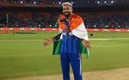 ലോകകപ്പ്  ട്രോഫിയുമൊത്തുള്ള ഹാർദിക് പാണ്ഡ്യയുടെ ഫോട്ടോ സോഷ്യൽ മീഡിയയിൽ വൈറലായി