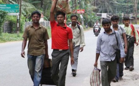 കേരളത്തോട് ഗുഡ് ബൈ: അന്യസംസ്ഥാന തൊഴിലാളികൾ ഭൂരിഭാഗവും സ്വന്തം നാടുകളിലേക്ക് വണ്ടി കയറുന്നു.
