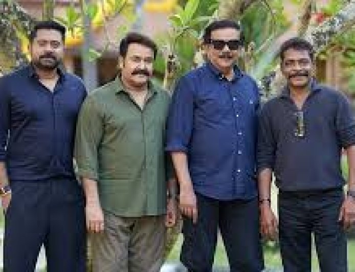 പ്രിയദർശന്റെ നൂറാമത്തെ ചിത്രത്തിൽ മോഹൻലാൽ നായകനാകുന്നു