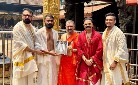 ജയസൂര്യയുടെ പുതിയ ചിത്രത്തിന്റെ  തിരക്കഥയുടെ പൂജാ കർമ്മം കൊല്ലൂർ ശ്രീ മൂകാംബിക ക്ഷേത്രത്തിൽ നടന്നു