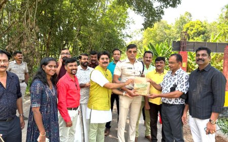 "ഭൂമിയ്ക്കൊരു തണൽ .... ഭൂമിയുടെ സംരക്ഷണത്തിനായി നമുക്ക് ഒരുമിച്ച് കൈകോർക്കാം"