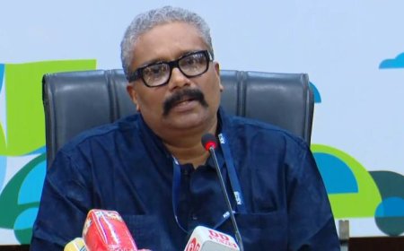 സർക്കാരിനെതിരെ രൂക്ഷ വിമർശനം ഉന്നയിച്ച  ഐഎഎസ് ഉദ്യോഗസ്ഥൻ ബി അശോകിനെ സസ്‌പെൻഡ് ചെയ്തു