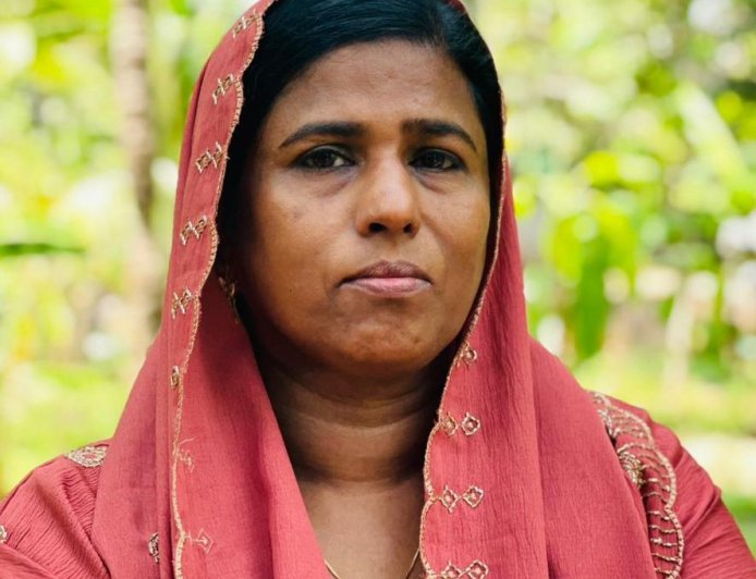 മേയ് 10ന് മാതൃദിനത്തിൽ 500 ൽപ്പരം അമ്മമാരിൽ നിന്നും തെരഞ്ഞെടുത്ത വേൾഡ് റെക്കോർഡിൽ ഇടം നേടിയ വാടാനാപ്പള്ളി വനിതാ സംഘം സെക്രട്ടറി സൈനബ ഫൈസലിനെ ആദരിച്ചു.