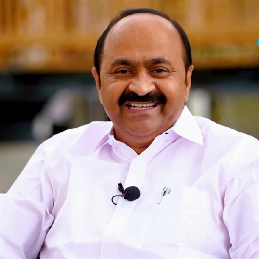 ` കേരള മുഖ്യമന്ത്രിയായി വി ഡി സതീശനെ പ്രഖ്യാപിച്ചു