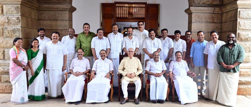 മന്ത്രിമാരുടെ വകുപ്പ് വിഭജനം പൂർത്തിയായി. പട്ടിക ഗവർണ്ണർക്ക് കൈമാറി.മന്ത്രി സ്ഥാനം ലഭിക്കാത്തതിൽ എതിർപ്പുമായി മാണി.സി. കാപ്പൻ രംഗത്ത്