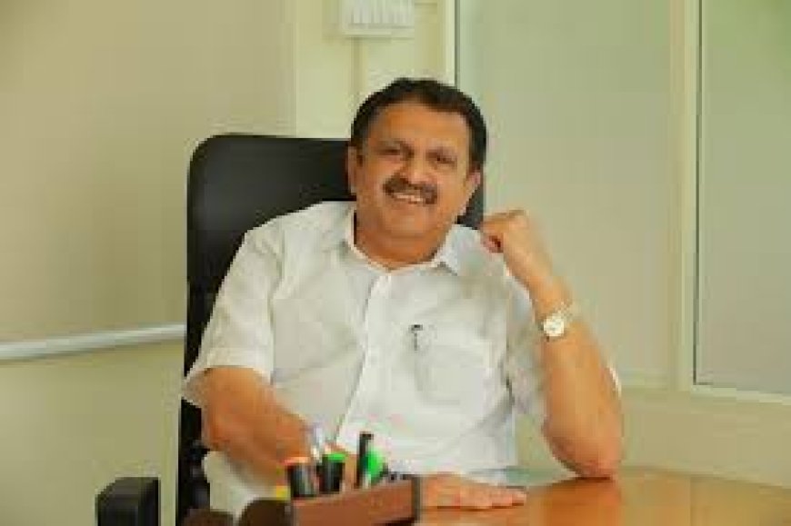 വരാനിരിക്കുന്ന മഴക്കാലത്തിന് മുന്നോടിയായി സംസ്ഥാനത്തെ ആശുപത്രി ആരോഗ്യമന്ത്രി കെ മുരളീധരൻ അവലോകനം ചെയ്തു