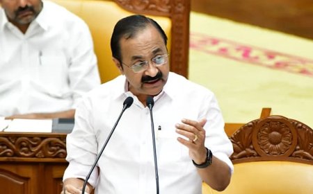 അടിസ്ഥാനപരമായ മാറ്റങ്ങളിലേക്ക് വിരൽ ചൂണ്ടുന്നതാണ് വി ഡി സതീശൻ അവതരിപ്പിച്ച ഈ ബജറ്റ്
