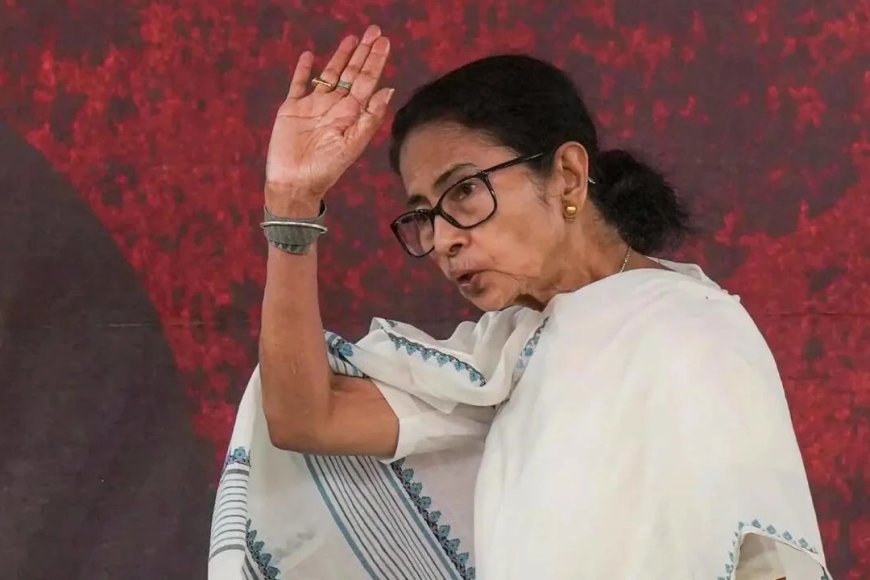 വിവാദ പ്രസംഗം മമത ബാനർജിക്കെതിരെ കൊൽക്കത്ത പോലീസ് എഫ്‌ഐആർ രജിസ്റ്റർ ചെയ്തു