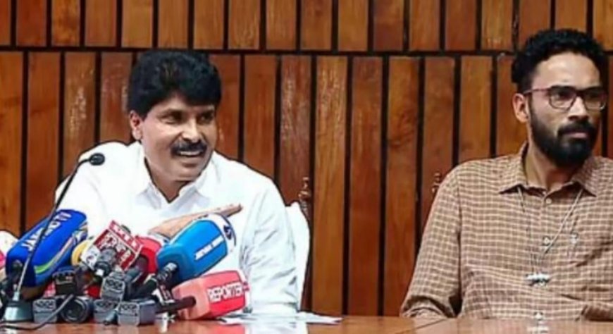 കൃഷിമന്ത്രിക്കൊപ്പം വാർത്താ സമ്മേളനത്തിൽ പങ്കെടുത്ത് ശ്രീറാം വെങ്കിട്ടരാമൻ :പ്രതിഷേധിച്ച് മാധ്യമ പ്രവർത്തകർ