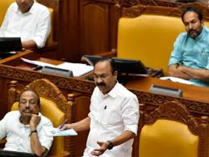 സംസ്ഥാനത്തിൻ്റെ ധനസ്ഥിതിയെക്കുറിച്ചുള്ള സമഗ്രമായ ധവളപത്രം നിയമസഭയിൽ സമർപ്പിച്ചു