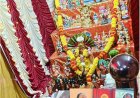 അറിവിൻ്റെ ആദ്യാക്ഷരം കുറിക്കാൻ കുട്ടികൾ: പേട്ട ശ്രീ മുത്താരമ്മൻ കോവിൽ ഭക്തി സാന്ദ്രമായി