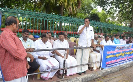 അദാനിയുടെ വിഴിഞ്ഞം ഓഹരി കൈമാറ്റം തടയുക - സോഷ്യലിസ്റ്റ് കളക്ടീവ്