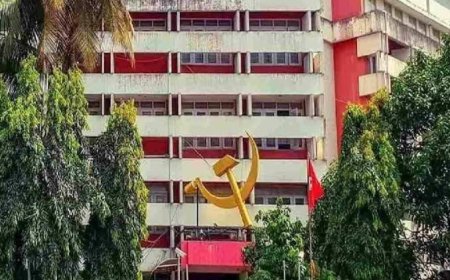 എകെജി സെന്ററിന്റെ കൈവശമുള്ള ഭൂമി അളന്നു തിട്ടപ്പെടുത്താൻ തിരുവനന്തപുരം തഹസിൽദാർക്ക് അടിയന്തര നിർദേശം നൽകി